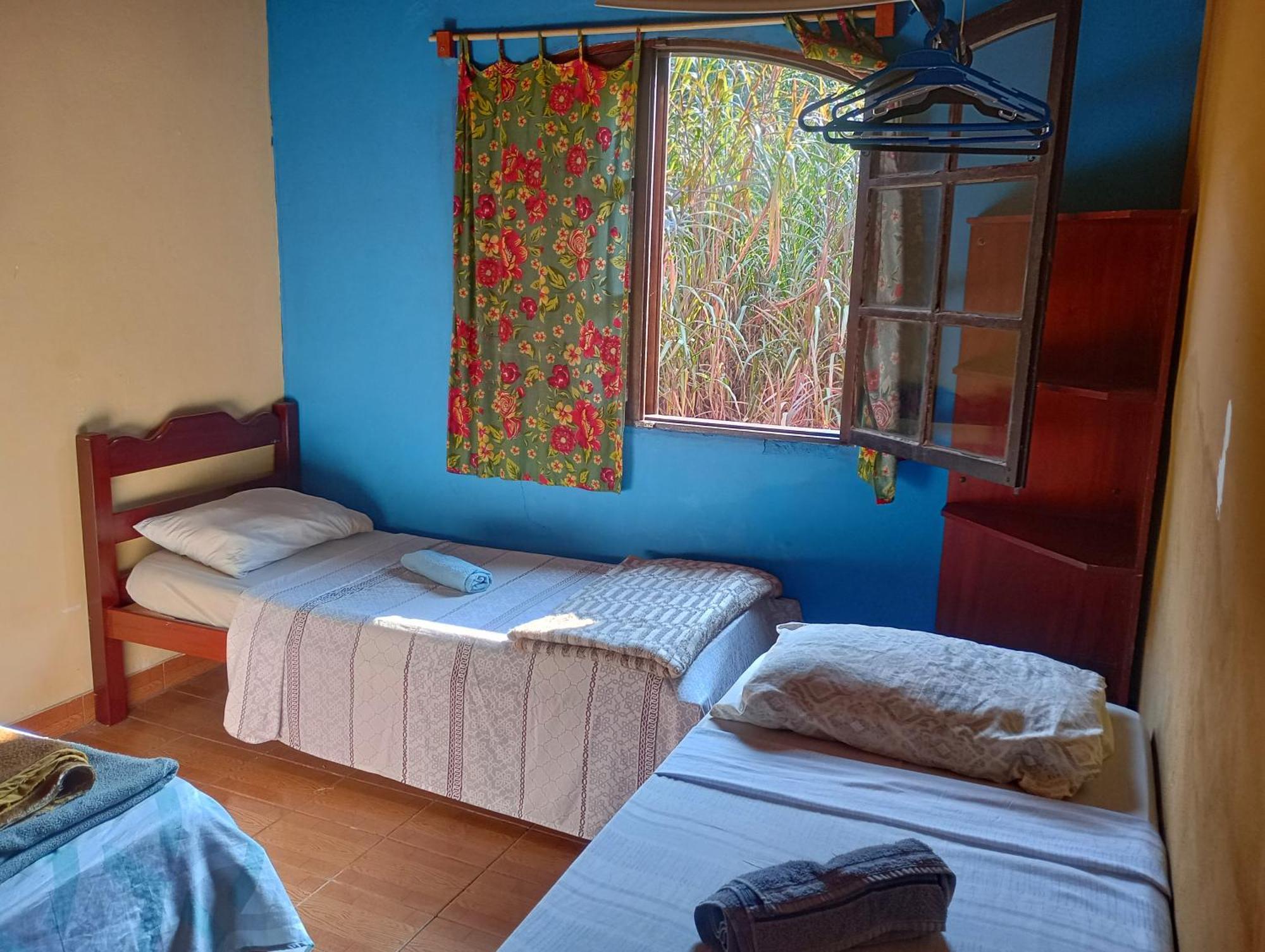 O Brejo Encantado Hospedagem E Hostel אמבו מראה חיצוני תמונה